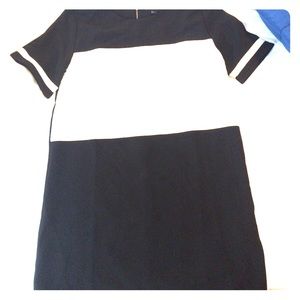 Colorblock Shift Dress