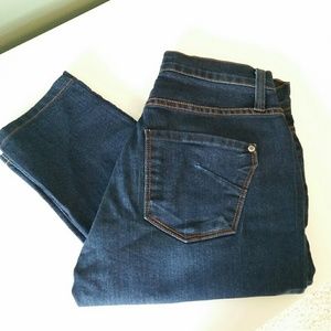 James Jeans High Class Cropped Jean
