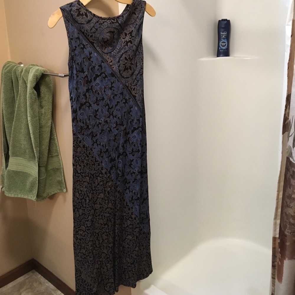Sleeveless summer dress