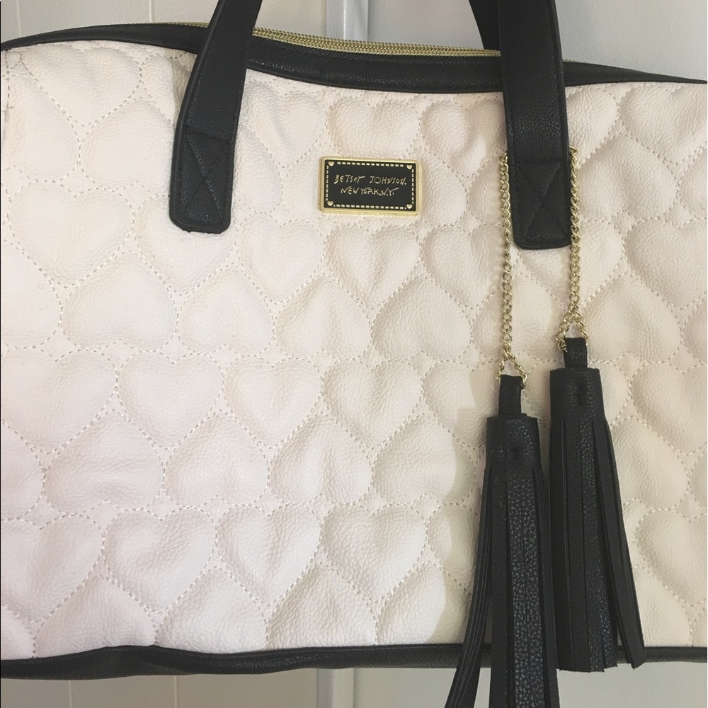 Betsey Johnson Boxed Be Mine Satchel in Bone