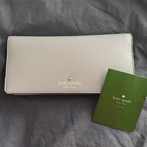 BNWOT Kate Spade "Cedar St Camilla" wallet