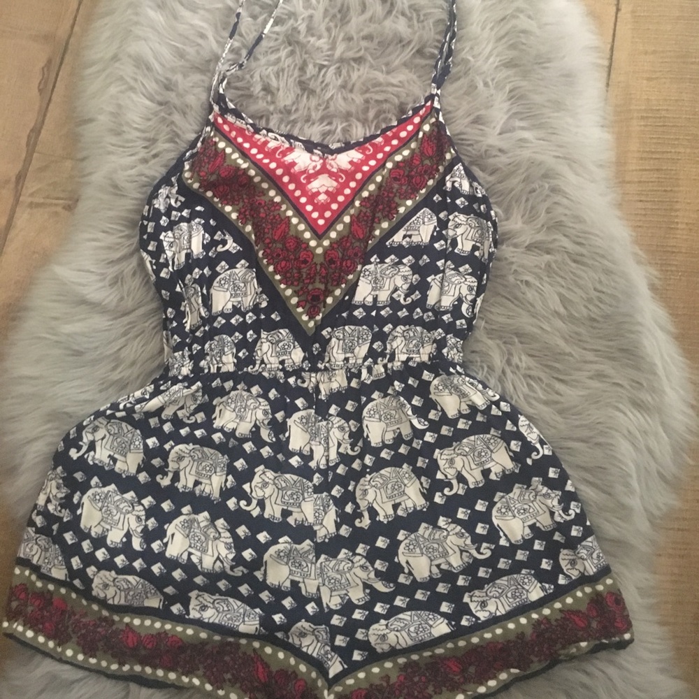 Printed romper.