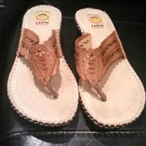 3/$20 🔥🔥Earth spirit 5.5 leather sandal