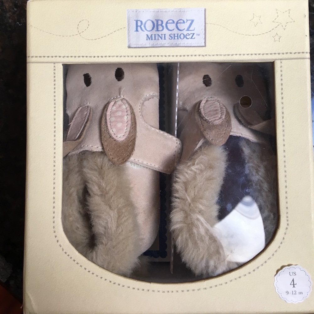 GUC Robeez bunny shoes