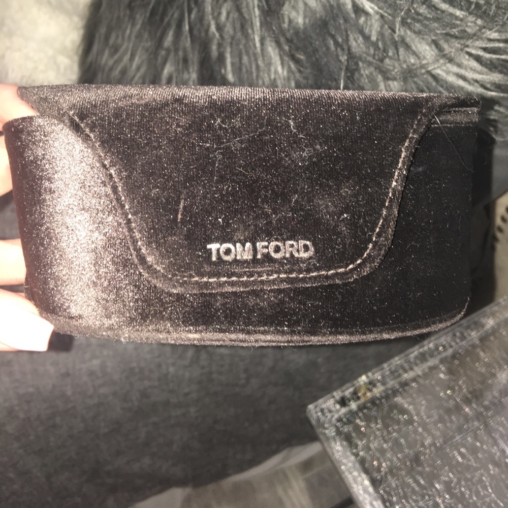 Tom ford velvet sunglass case