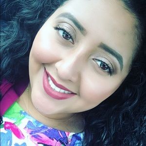 Meet your Posher, Sindy