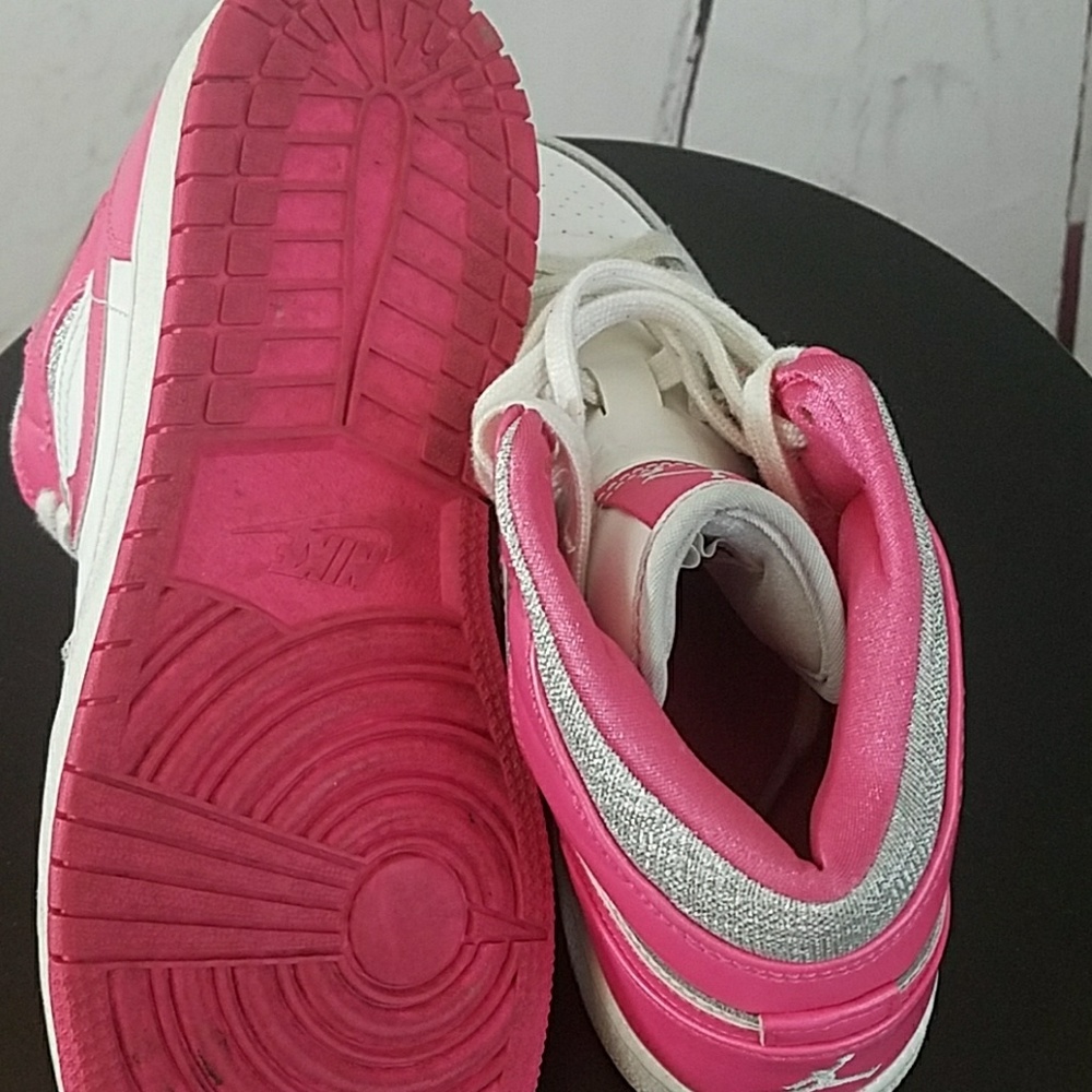 Nike Pink Girls Size 7 Youth Air Jordan Sneakers - Picture 7 of 8