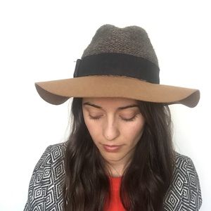 Bettina tan & tweed hat