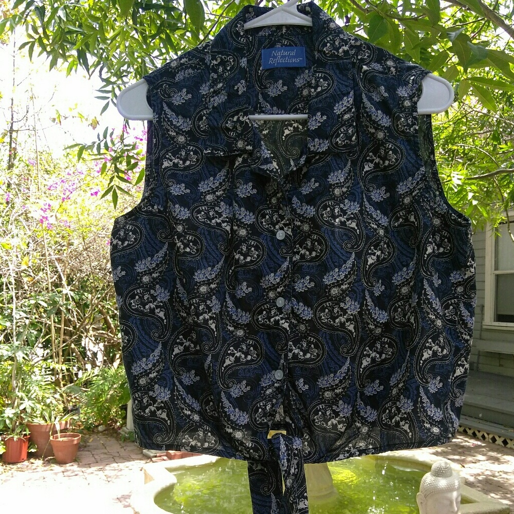 B12-  Natural Reflections tie front blouse L