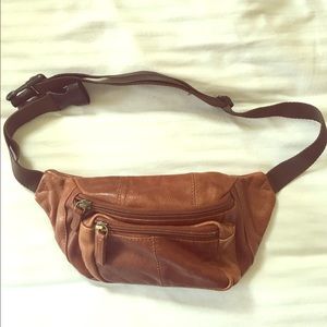 brown leather fanny pack