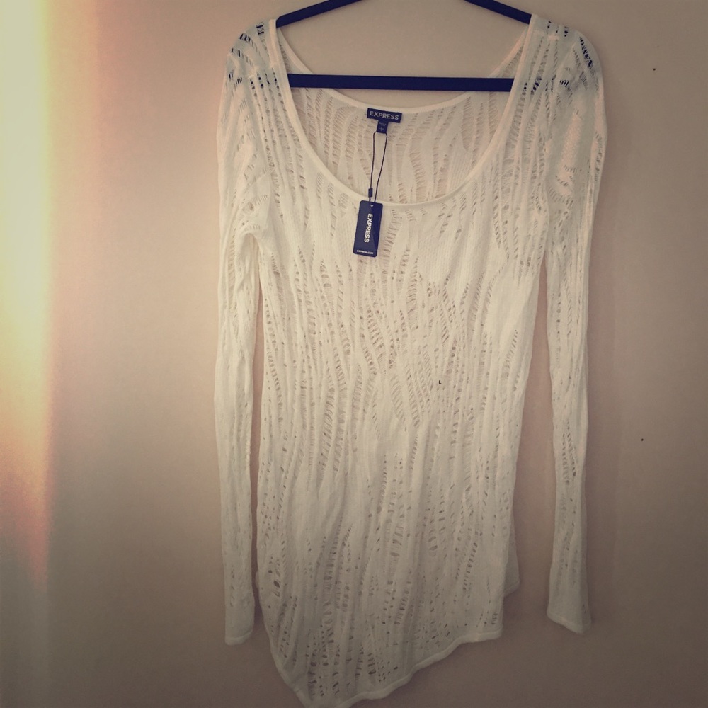 NWT Express Large white top