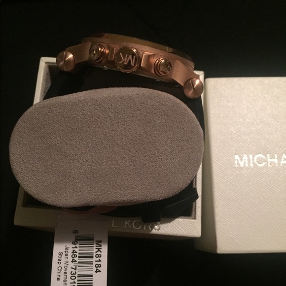 Brand New Michael Kors Watch - Picture 3 of 3