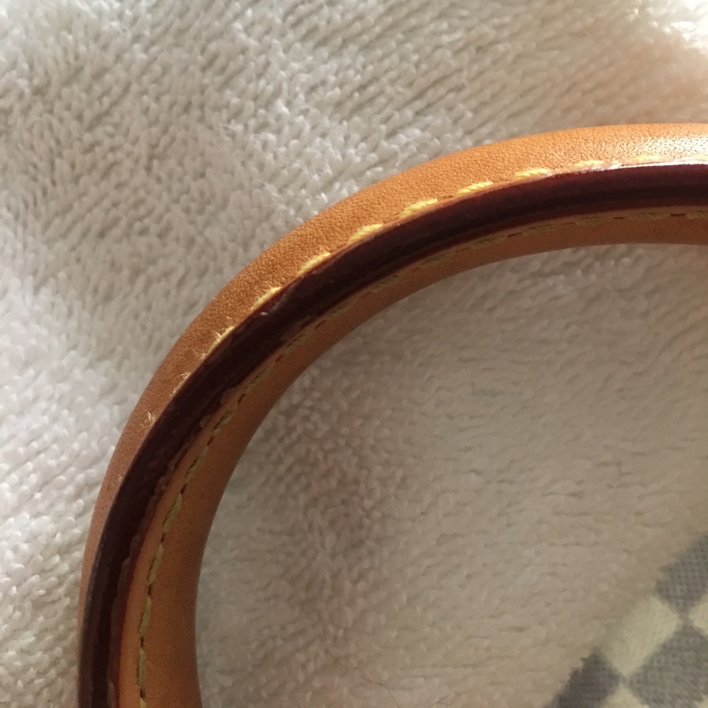LV