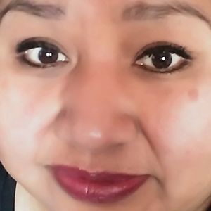 Meet your Posher, Justine