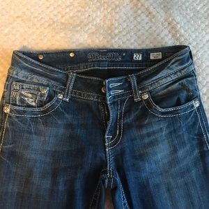 Size 27 miss me jeans