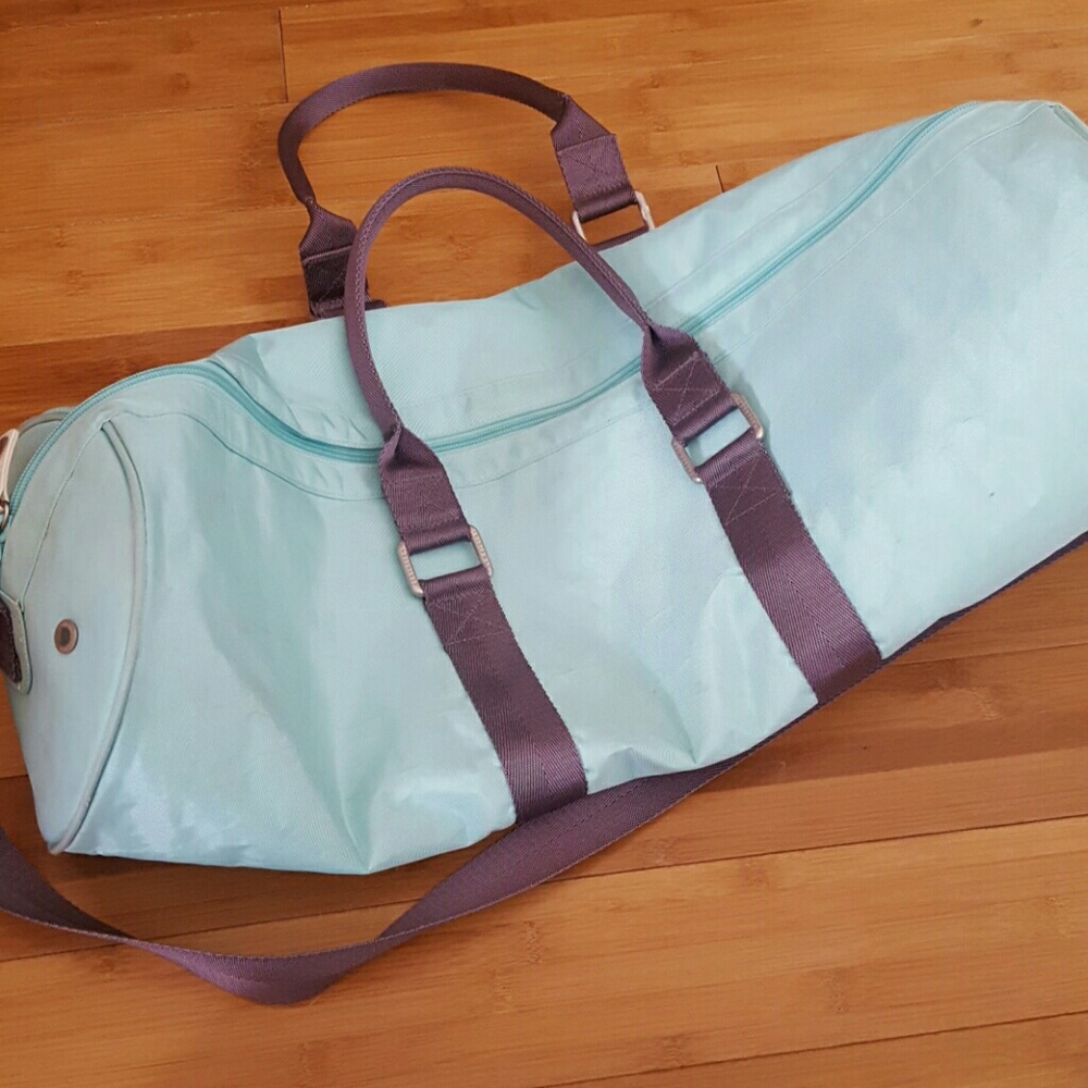 Lululemon yoga mat bag