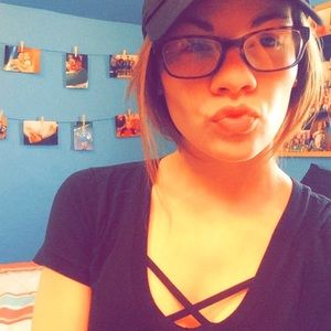 Meet your Posher, Raquell