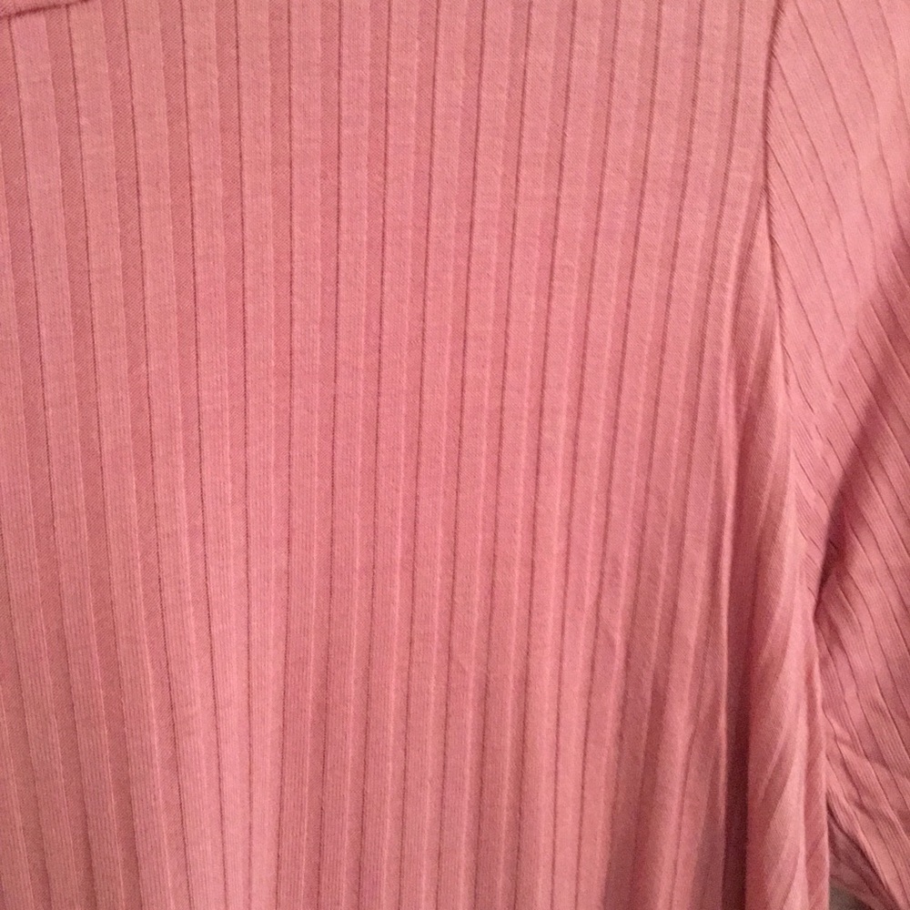 ⭐️Summer Clearance⭐️Ribbed Pink 3/4 Sleeves  Top - Picture 2 of 3