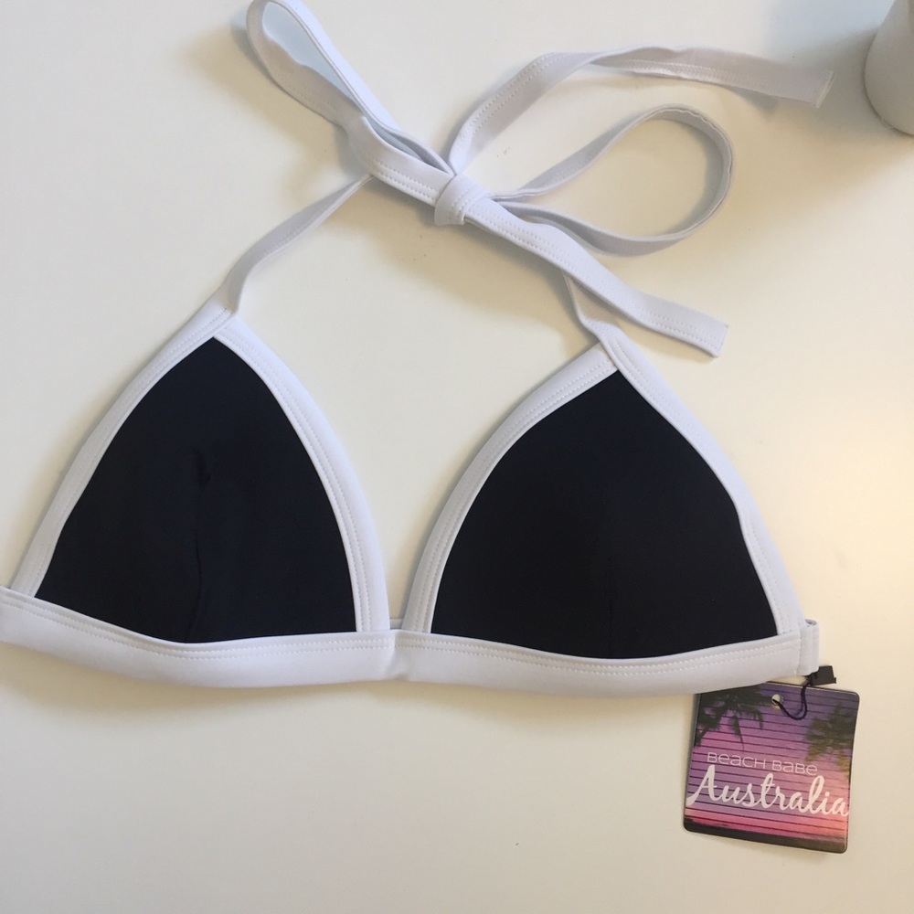 Beach Babe • Mod Bikini - Picture 2 of 8