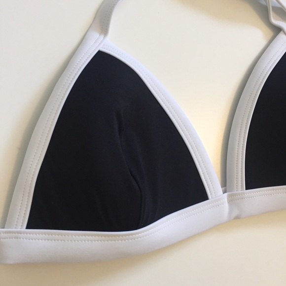 Beach Babe • Mod Bikini - Picture 3 of 8