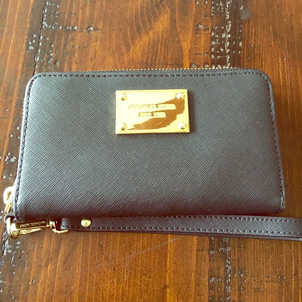 Michael Kors black & gold smartphone wristlet