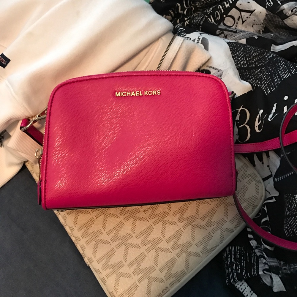 🚫SOLD🚫 Michael Kors crossbody bag