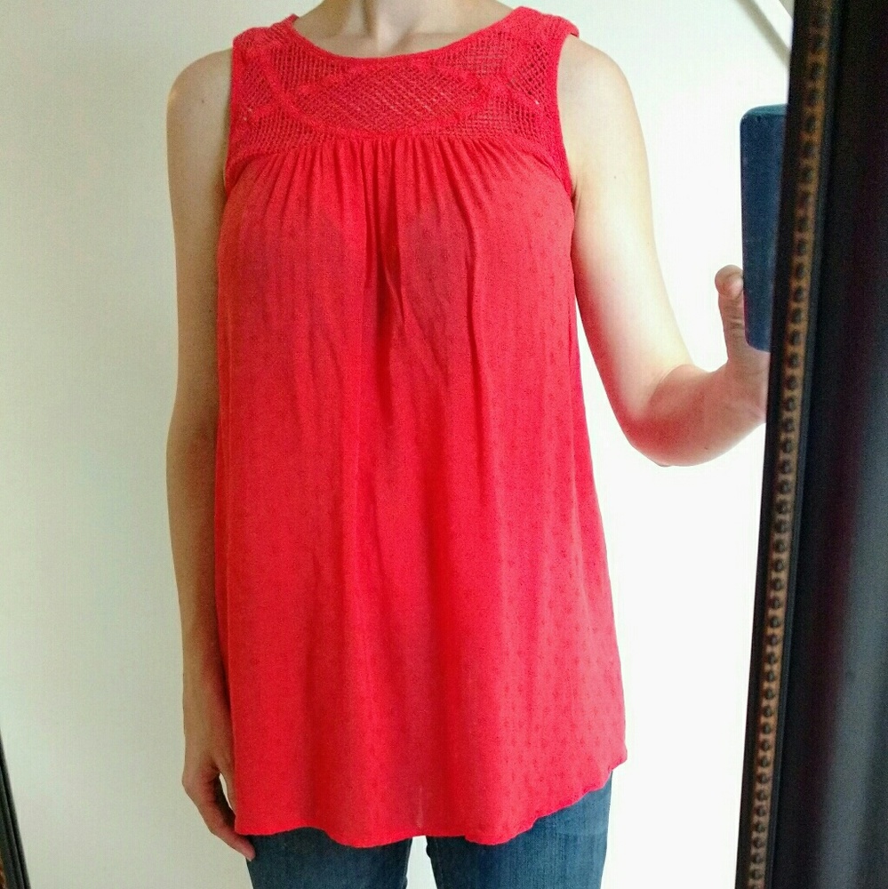 NWOT Salmon Tank