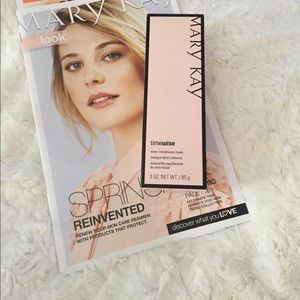 MK TimeWise Even Complexion Mask