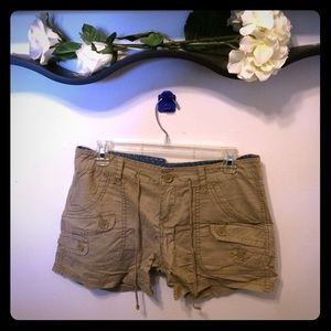 Thin/soft tan cargo shorts