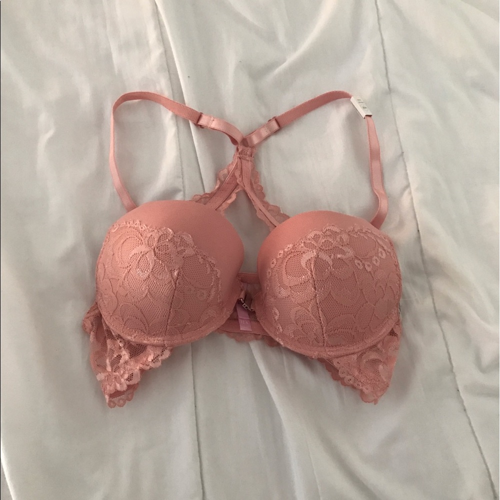 ❌SOLD❌ Pink Lace Bralette
