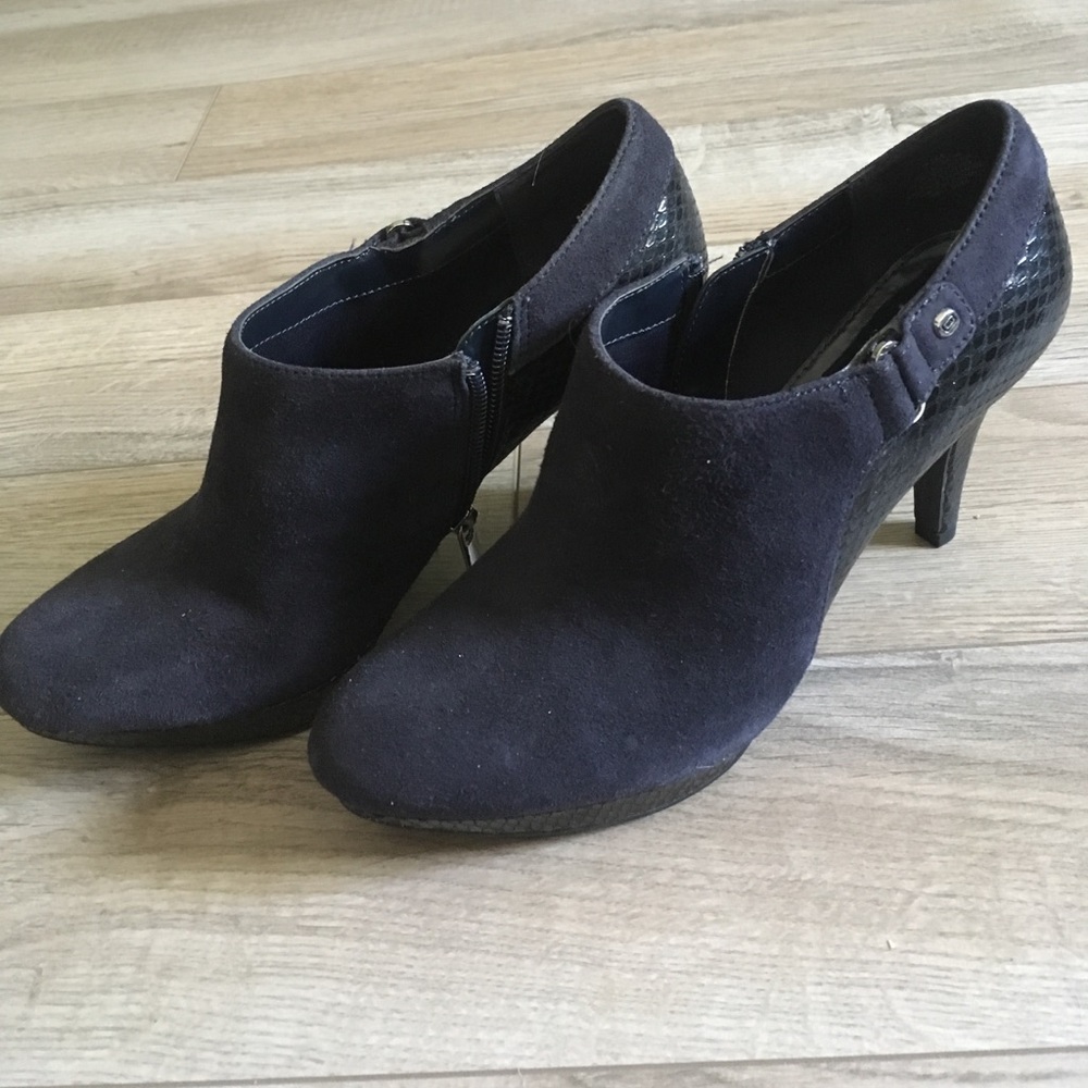 Blue suede ankle booties