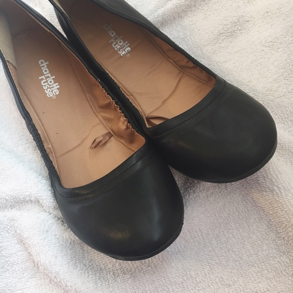 CHARLOTTE RUSSE || flats