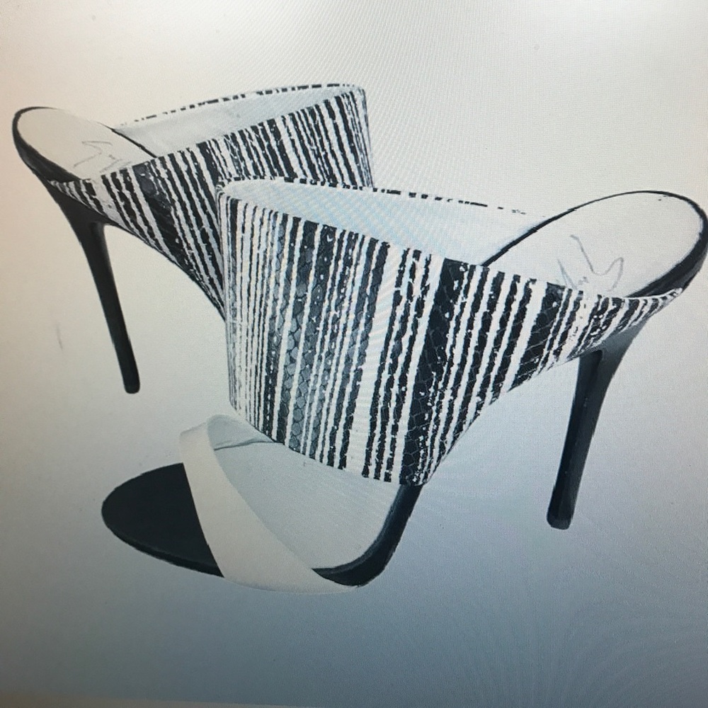 Giuseppe Black and White Mule Sandals