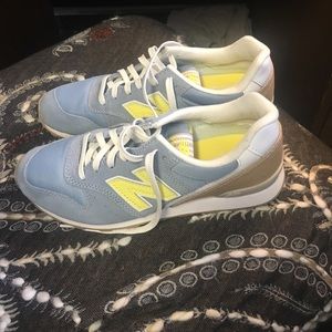 Vintage New Balance sneakers