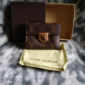 Louis vuittion wallet au koala beautiful