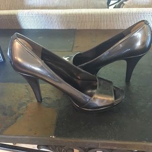 Pewter pumps
