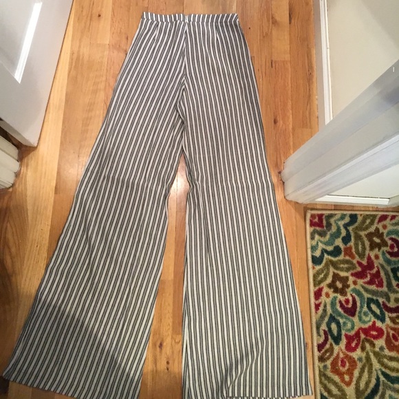 Reformation linen stripped flowing pants - Picture 6 of 8