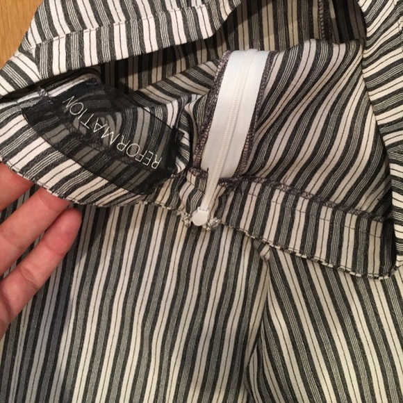 Reformation linen stripped flowing pants - Picture 7 of 8