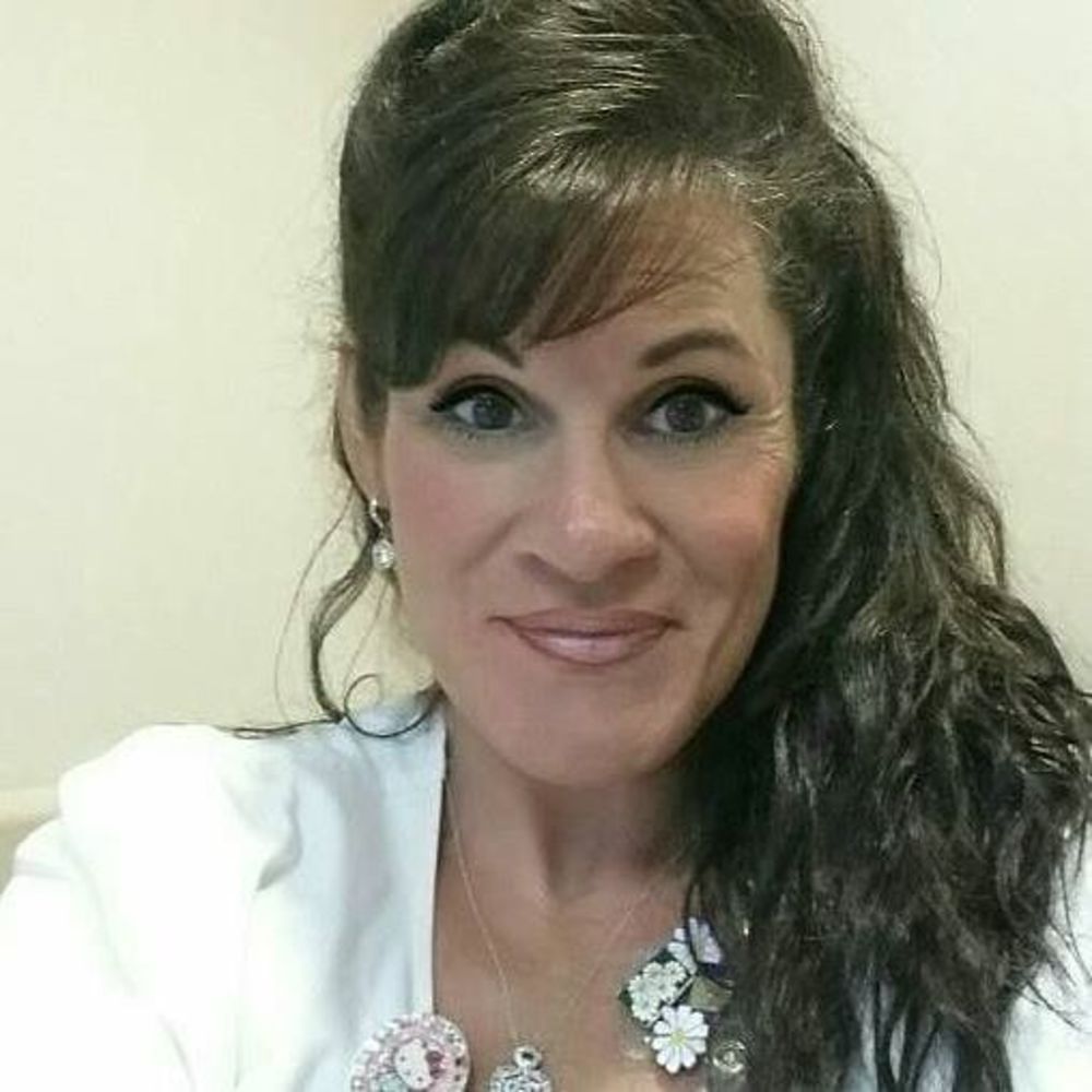 Meet your Posher, Candi