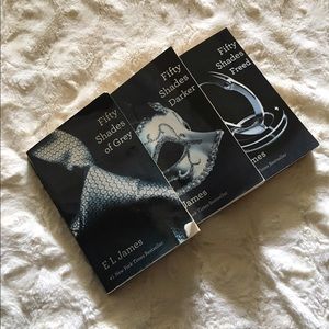 Fifty Shades Trilogy 🌿