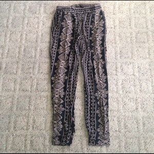 Forever 21 printed joggers