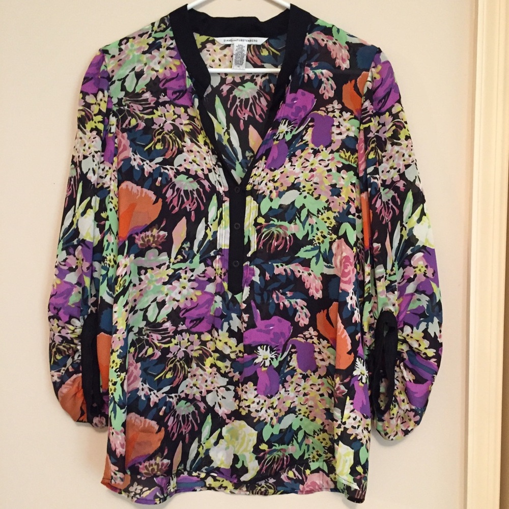 Diane Von Fursteberg Floral blouse, size 12, silk
