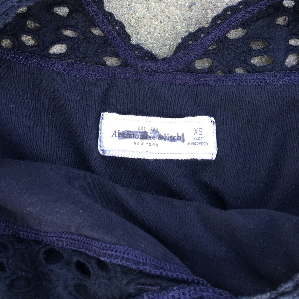 Abercrombie and Fitch Blue Ruffled Tank Top - Picture 4 of 4
