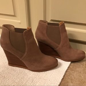Audrey Brooke bootie