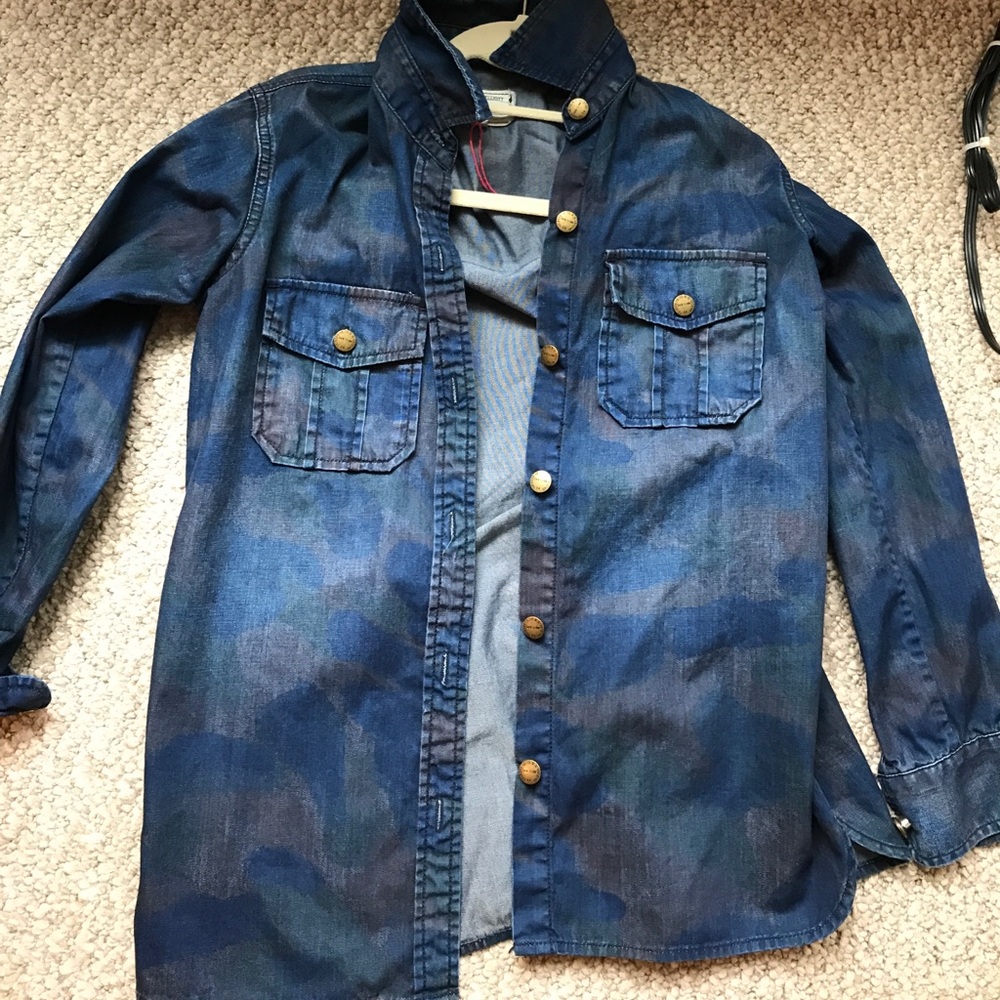 BLUE CAMO CHAMBRAY