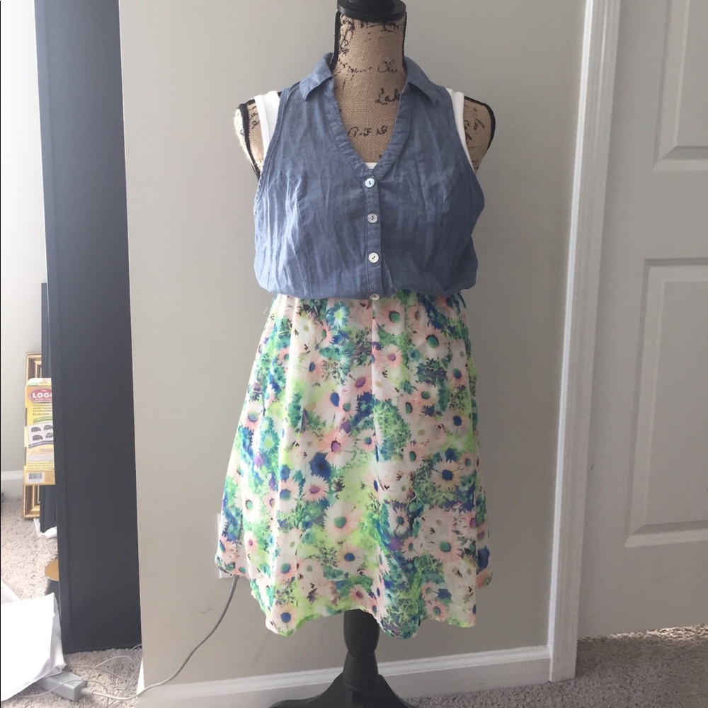 Sleeveless dress