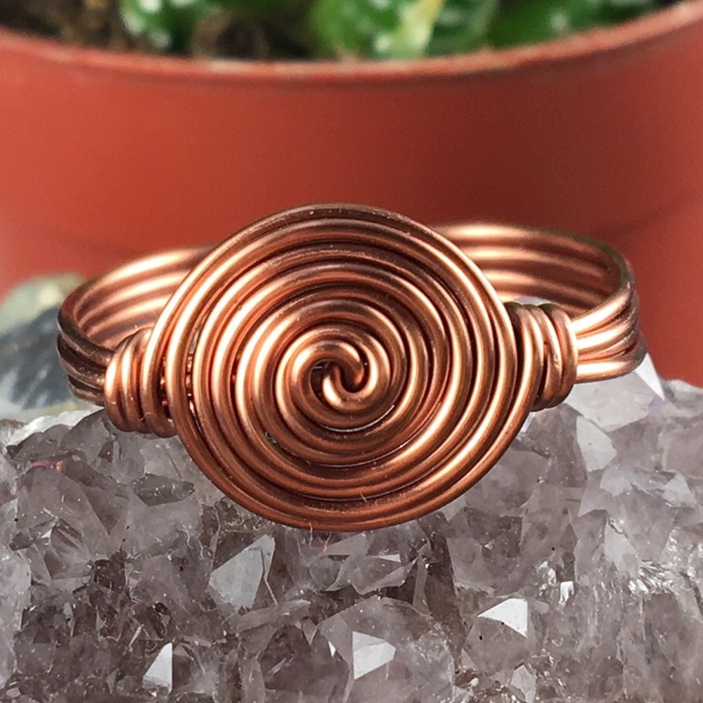 Handmade copper wire swirl ring. Made any size!