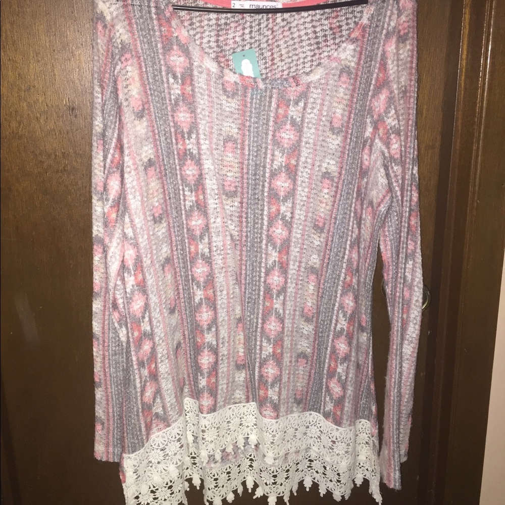 Long sleeve knit top
