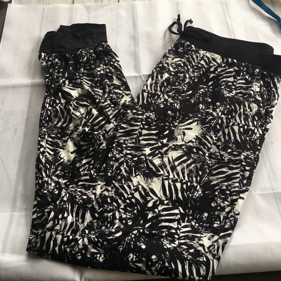 Amelia James - Picture 1 of 3