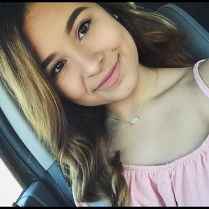 Meet your Posher, Fabiola